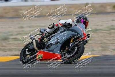 media/Jan-14-2023-SoCal Trackdays (Sat) [[497694156f]]/Turn 4 Set 2 (1030am)/